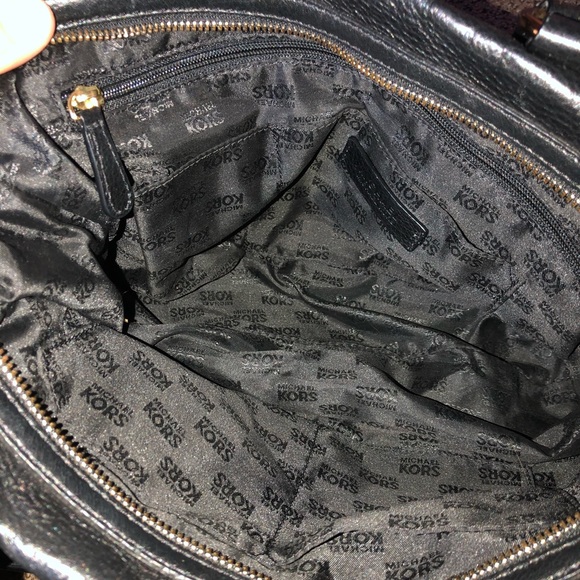 ᗰIᑕᕼᗩᗴᒪ KOᖇᔕ ᗷᒪᗩᑕK ᑭᑌᖇᔕᗴ - Picture 5 of 6